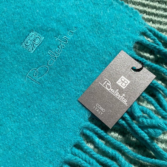Italian Wool Scarf “new” - Picture 3 of 5